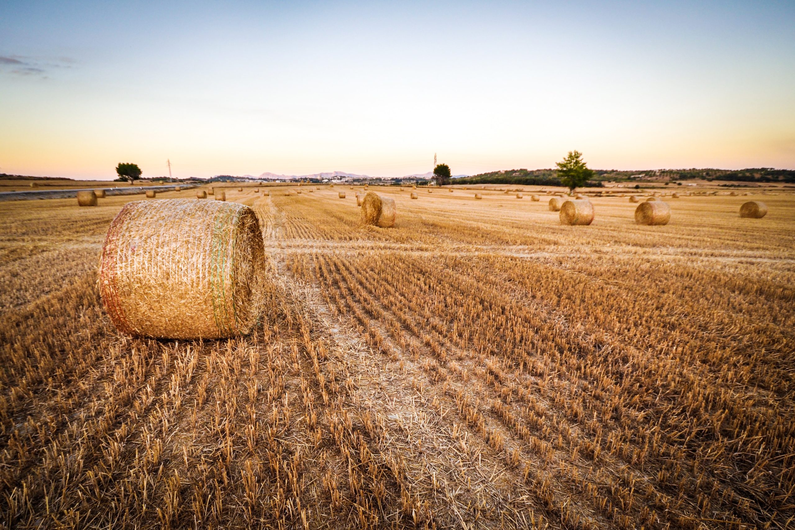 Case Study – M2M Connectivity Provide Support for Smart Hay Baling Solution